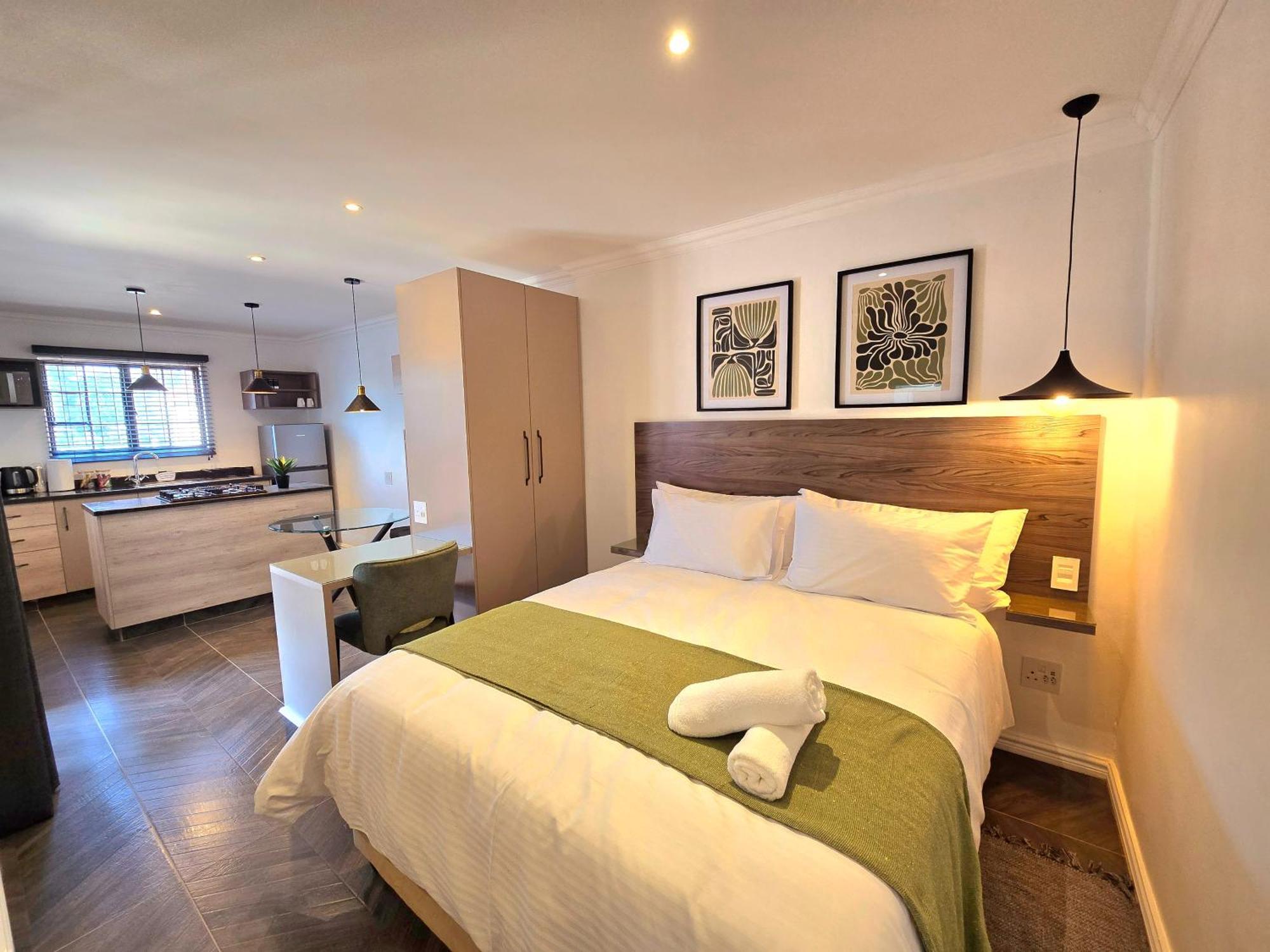 Hampton Collection Avenues - Urban 4 Sleeper Durban