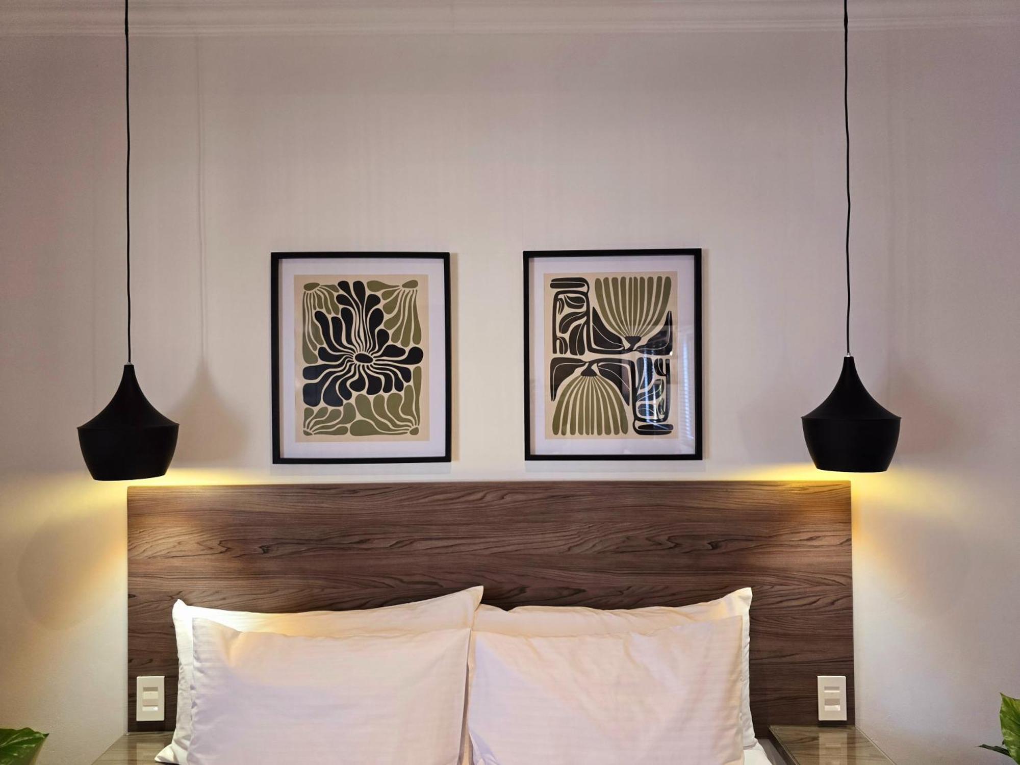 Hampton Collection Avenues - Urban 4 Sleeper *