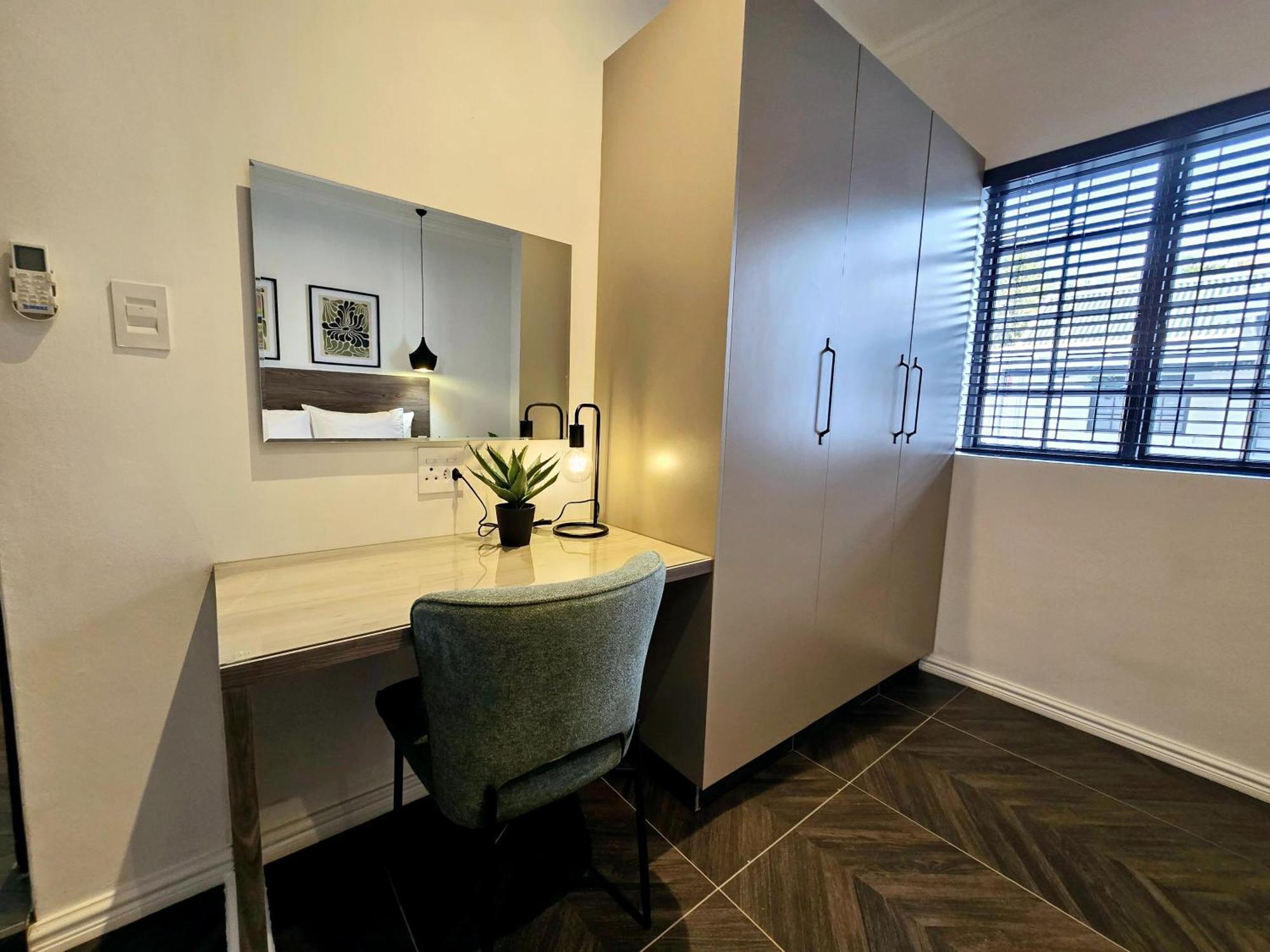 Hampton Collection Avenues - Urban 4 Sleeper Appartement