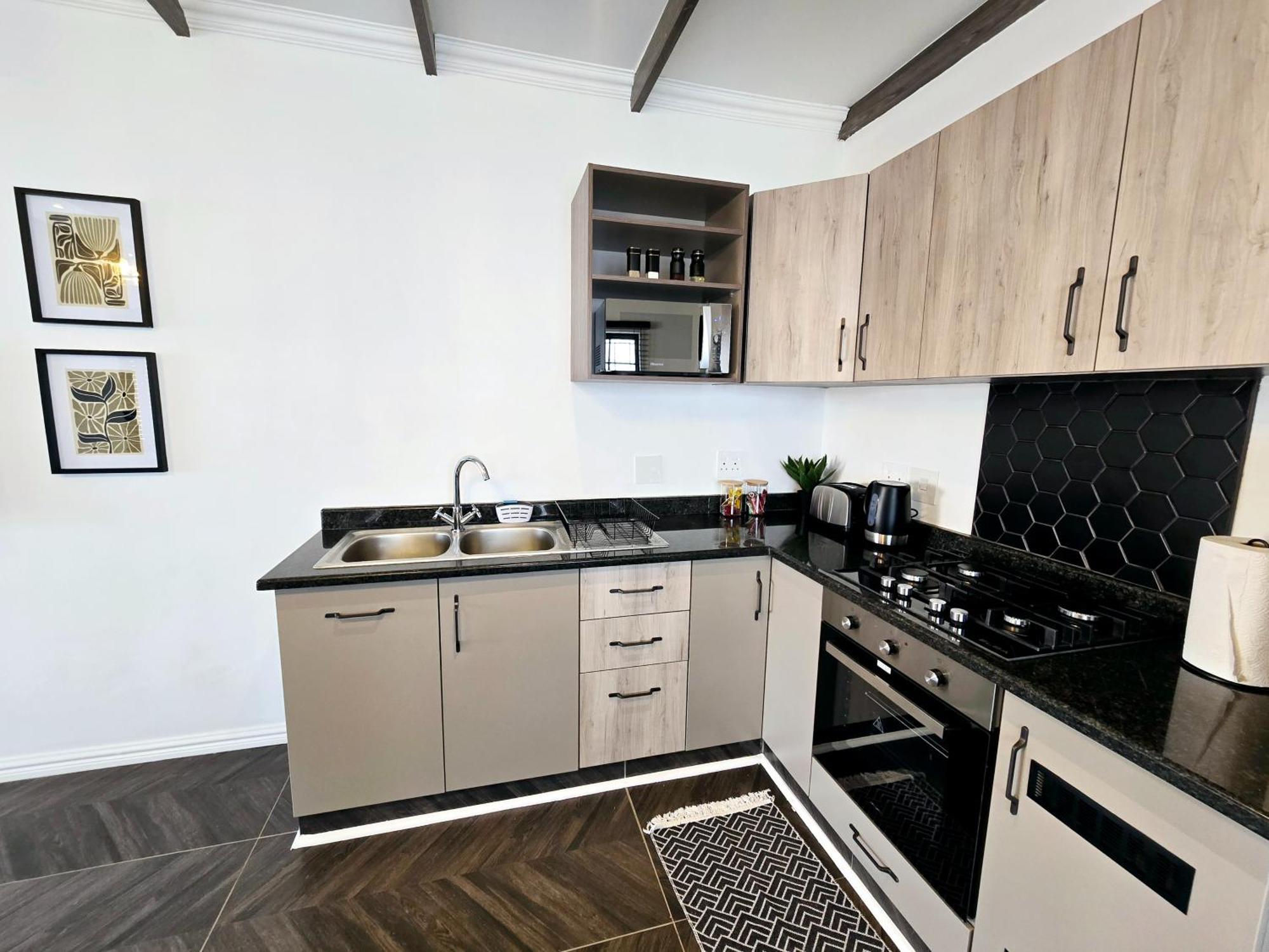 Hampton Collection Avenues - Urban 4 Sleeper Appartement